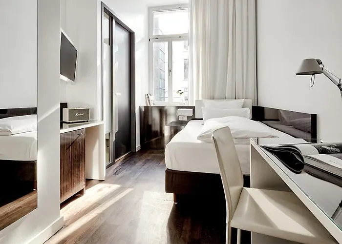 The Pure, Frankfurt, A Member Of Design Hotel 4*